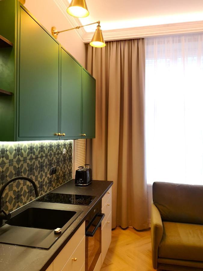 Green Chill Apt Old Town & Wawel Hill By Vistula River - By Homelike 크라쿠프 외부 사진